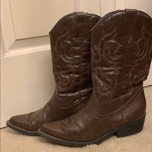 MADDEN GIRL— COWBOY BOOTS— sz 10